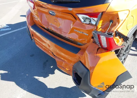 2019 Subaru Crosstrek 2.0I Premium z USA, uszkodzony, nr VIN JF2GTAEC8K8232172